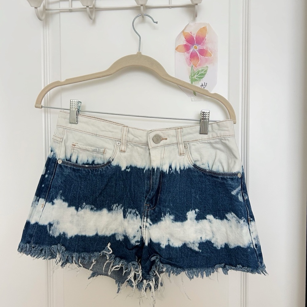 Arrow Blue and White Denim Shorts with Distressed Hem